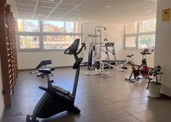 아파트 Coblanca 41-Gym-Heated Pool-Sauna-Jacuzzi-3 Minutes Walk From The Sea 베니돔
