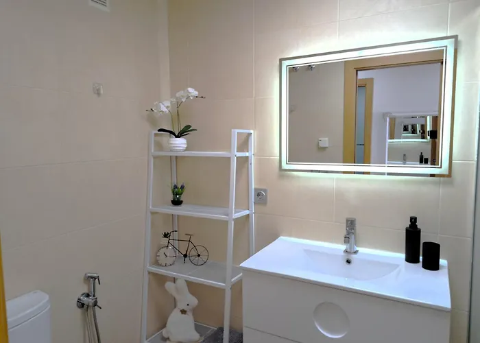 Coblanca 41-gym-heated Pool-sauna-jacuzzi-wifi-3 Minutes Walk From The Sea Apartamento Benidorm